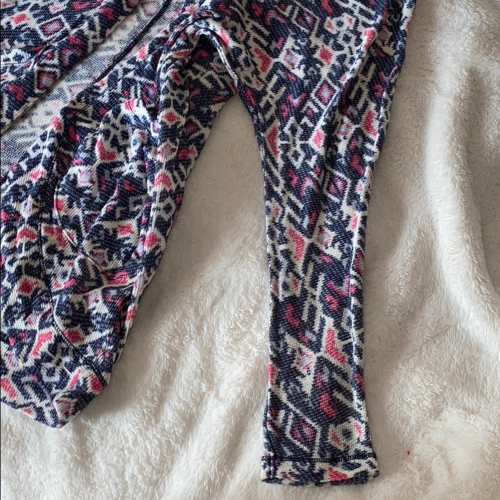 Long Patterned Sweater - Picture 3 of 3